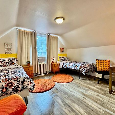 Private Room With Two Twin Beds Air Conditioning And Shared Bathrooms Located Near Seatac Airport And Downtown Сіетл Екстер'єр фото