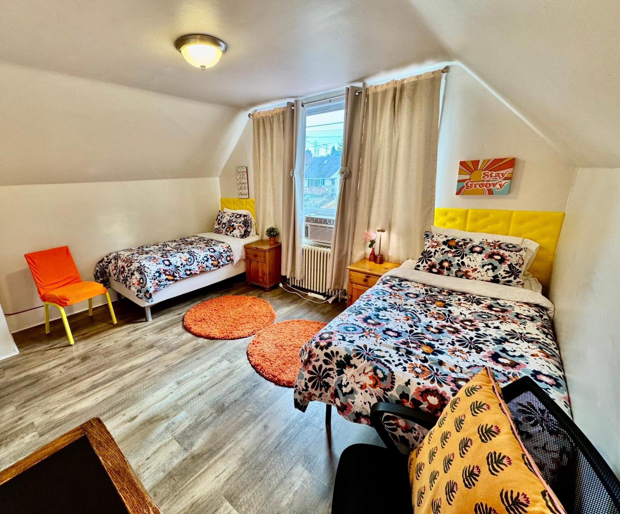 Private Room With Two Twin Beds Air Conditioning And Shared Bathrooms Located Near Seatac Airport And Downtown Сіетл Екстер'єр фото