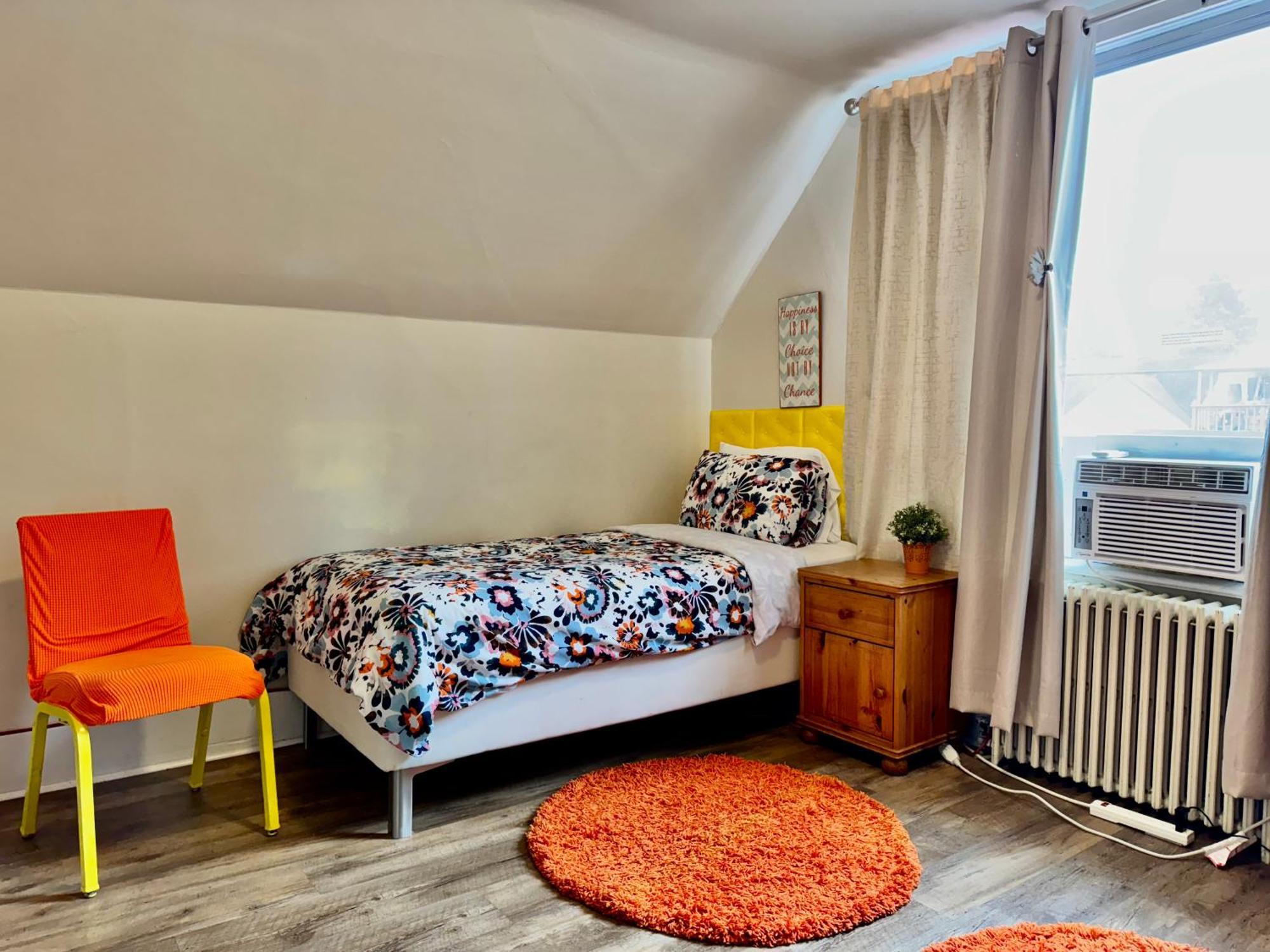 Private Room With Two Twin Beds Air Conditioning And Shared Bathrooms Located Near Seatac Airport And Downtown Сіетл Екстер'єр фото